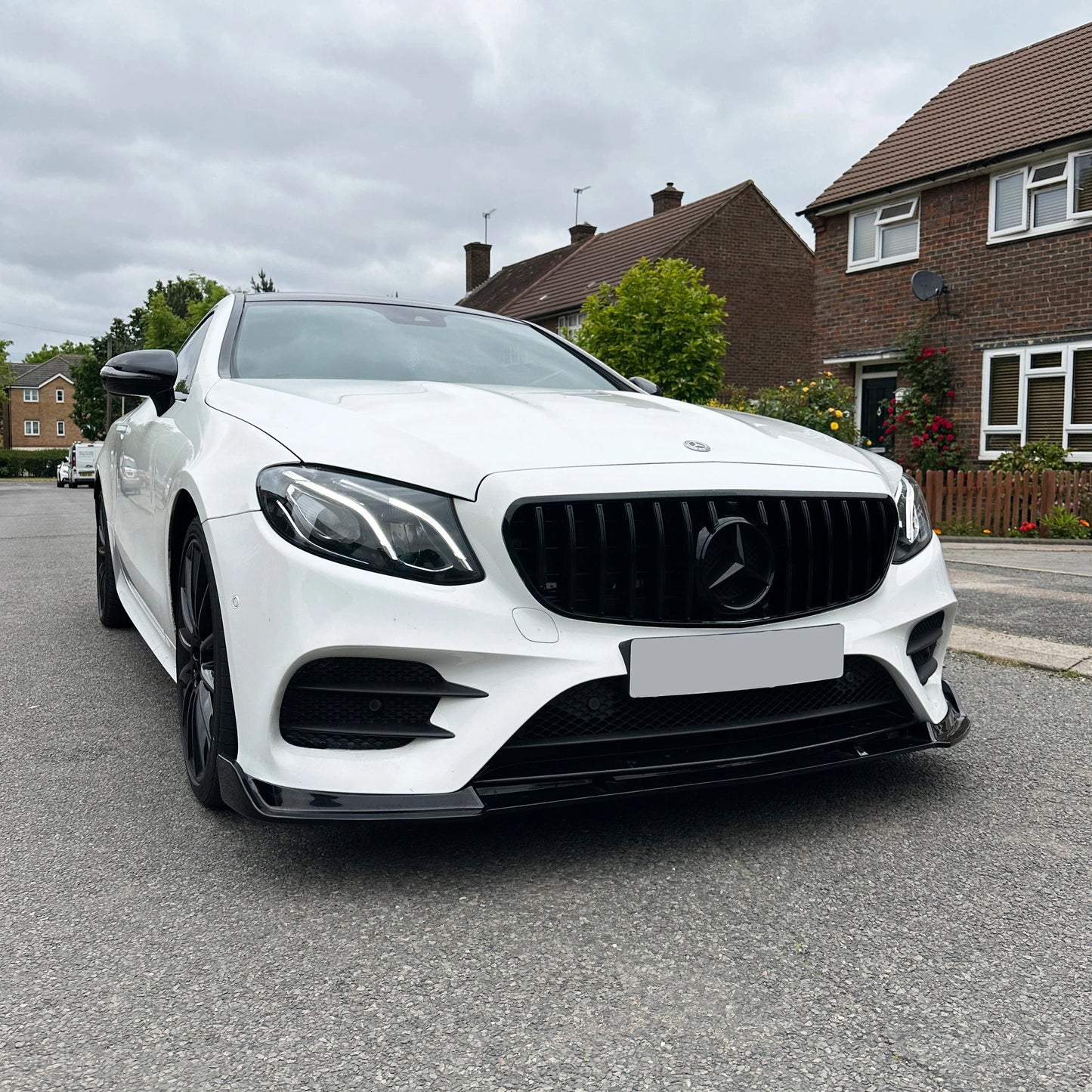 Mercedes W213 E-Class Front Splitter