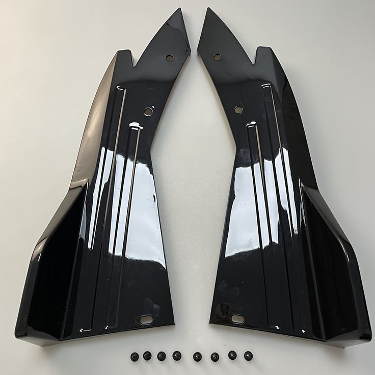 Universal Rear Bumper Lip Wing – Sporty Look & Enhanced Performance